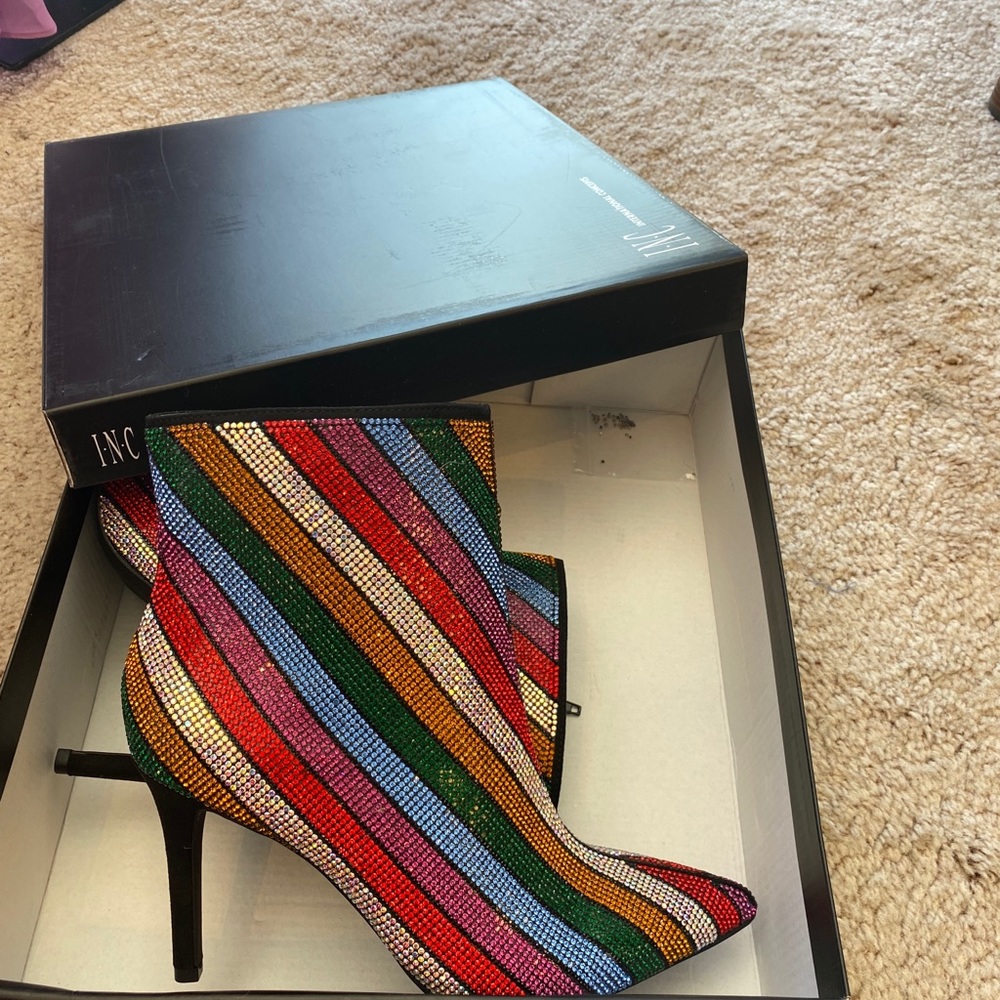 INC booties
